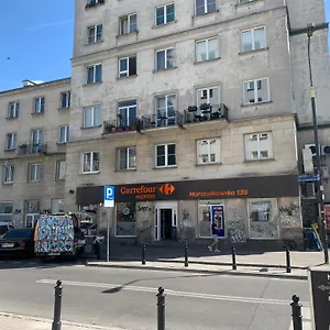 https://halo-warszawa-hello-warsaw.warsawhotelspoland.com